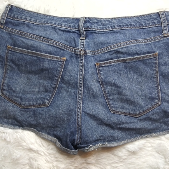 Universal high rise shorts - Picture 3 of 4
